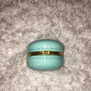 💙 Macaroon Jewelry Holder